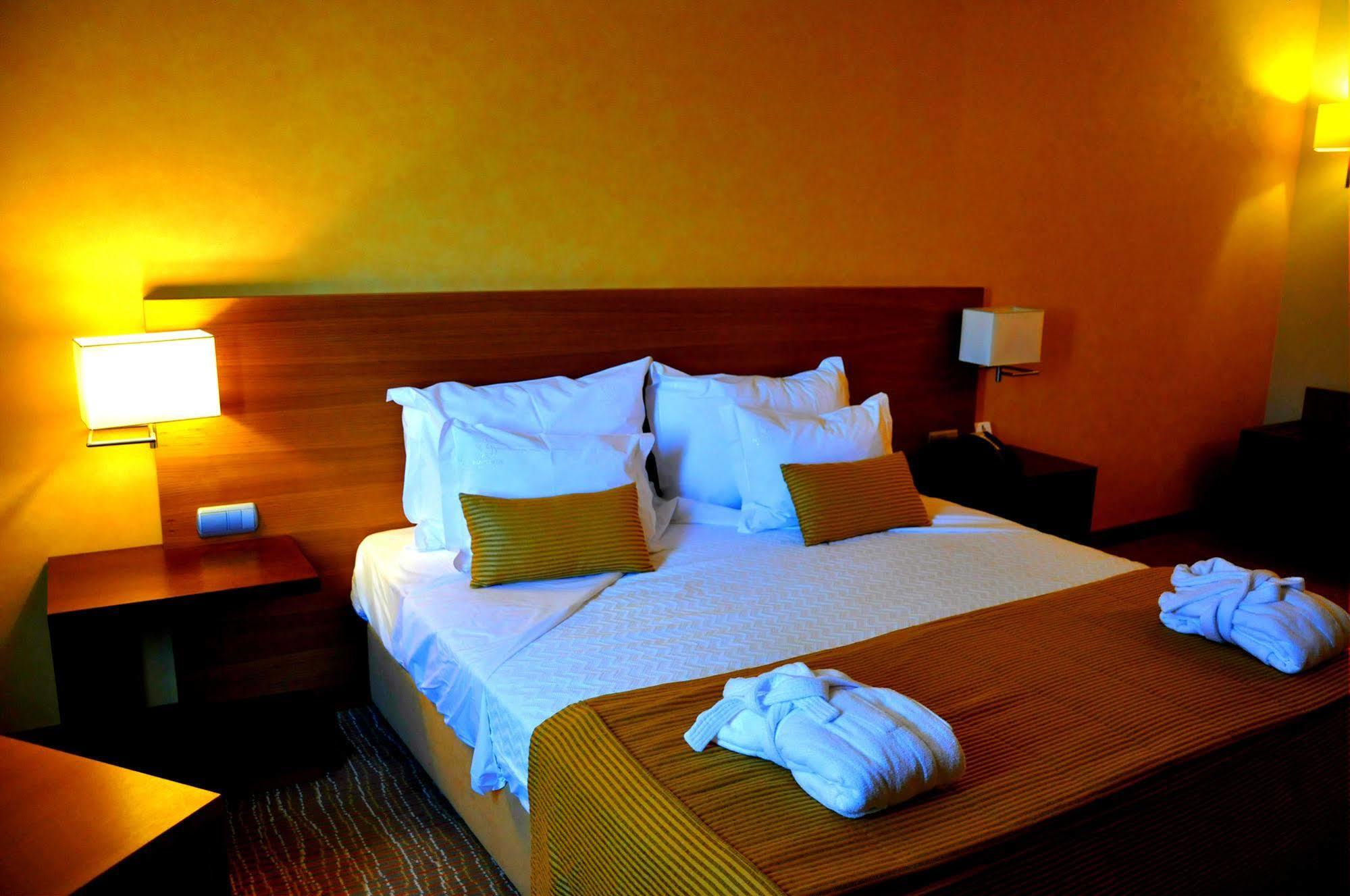 Hotel Lusitania Congress & Spa Guarda Bagian luar foto